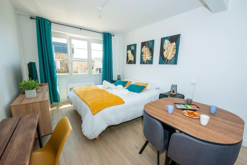 Appartement Proche Gare Routiere Fougères Dış mekan fotoğraf
