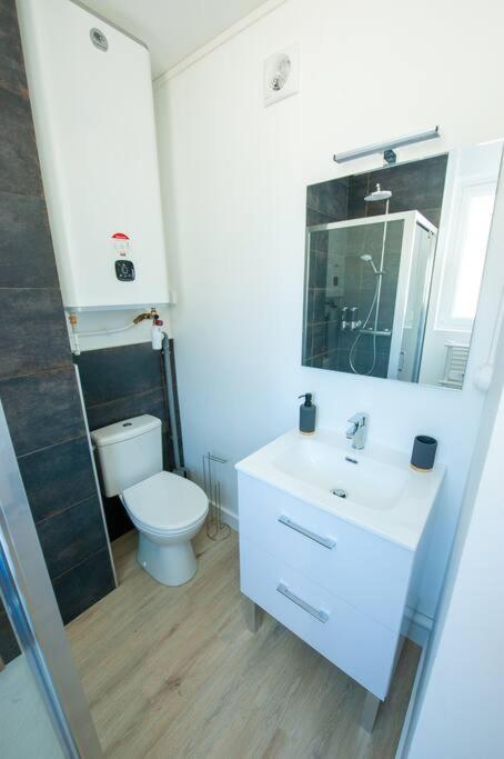 Appartement Proche Gare Routiere Fougères Dış mekan fotoğraf
